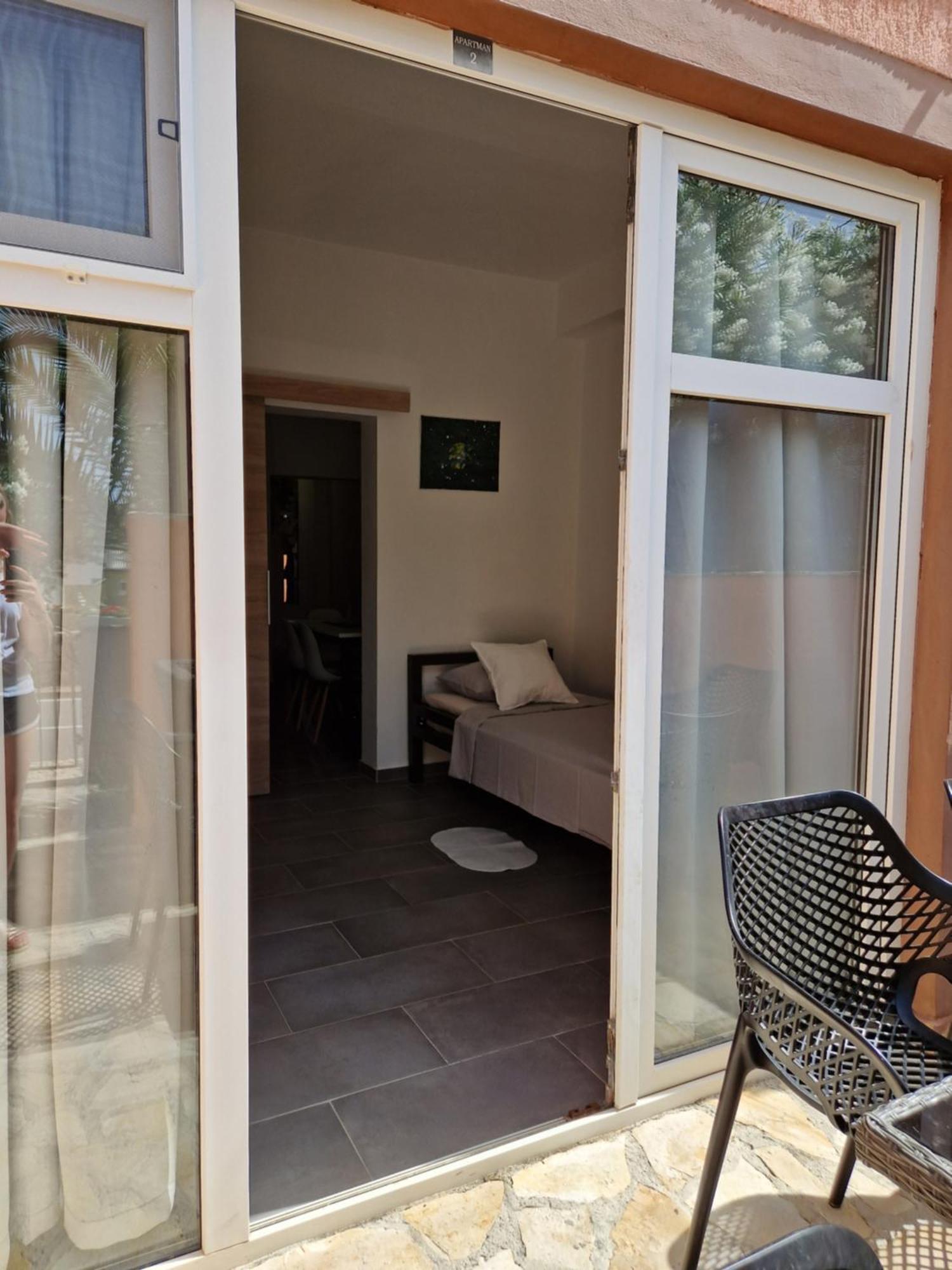 Aurelia Apartments, *