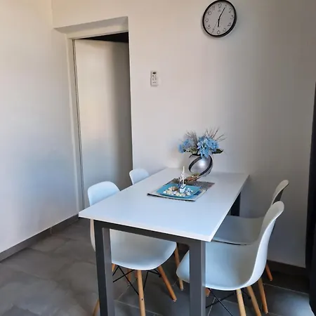 Aurelia Apartments, Vir Exterior photo