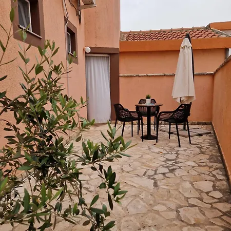 Aurelia Apartments, Vir Exterior photo